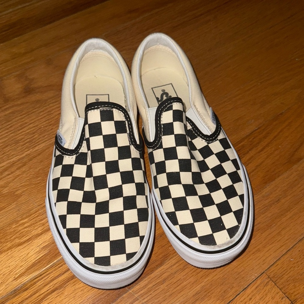 New black white checkered vans women’s size 6